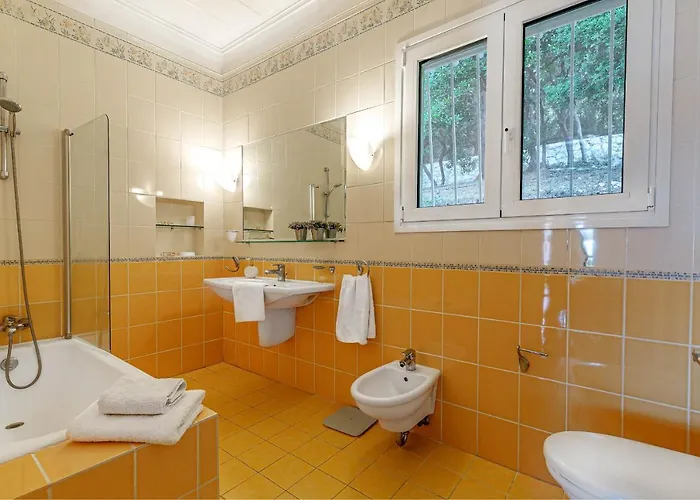 Scheria Vila Benitses (Corfu)