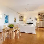 Vila Scheria *